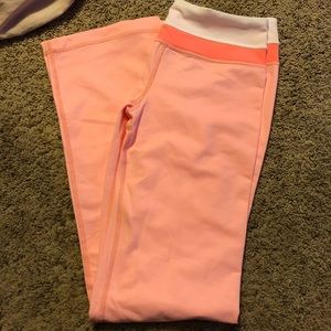 Coral LuLuLemon Athletica pants